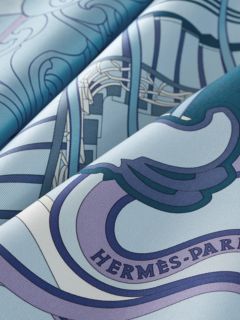 カレ 90 《鞭のライン》 - ブルー | Hermès - エルメス-公式サイト